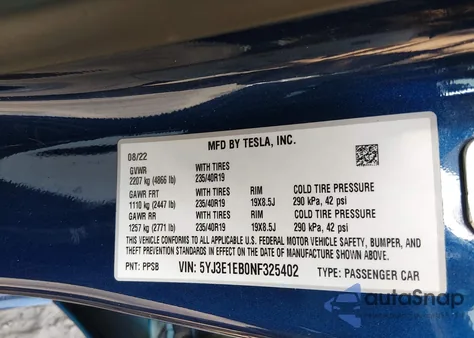 2022 Tesla Model 3 Long Range Dual Motor All-Wheel Drive z USA, uszkodzony, nr VIN 5YJ3E1EB0NF325402